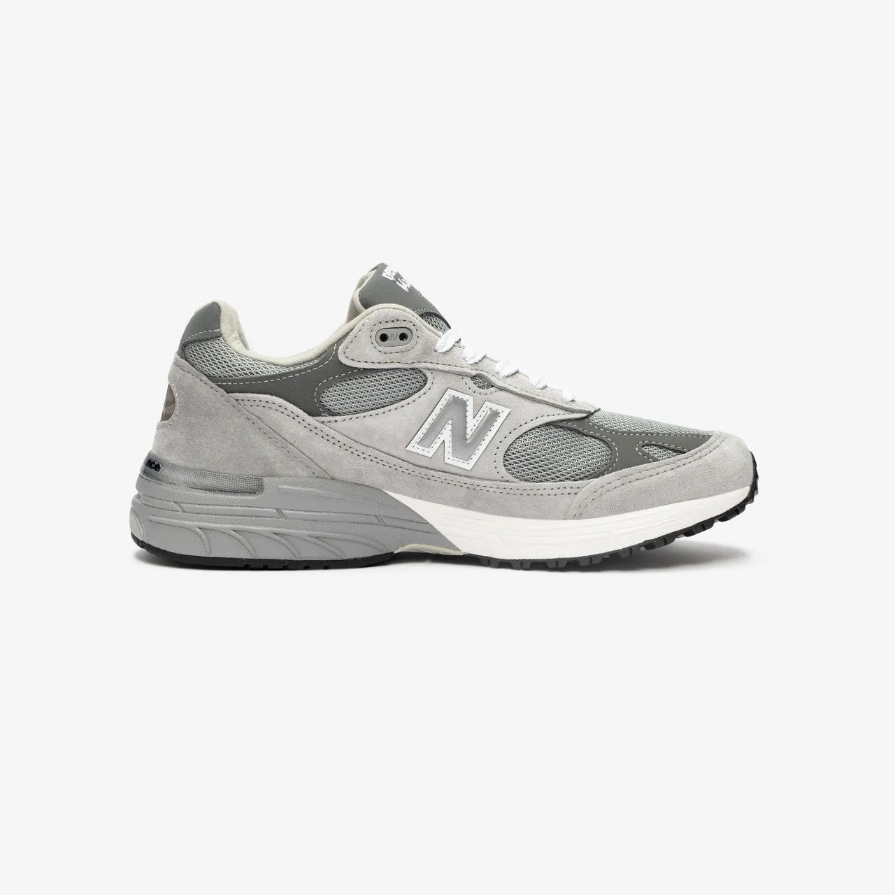 993