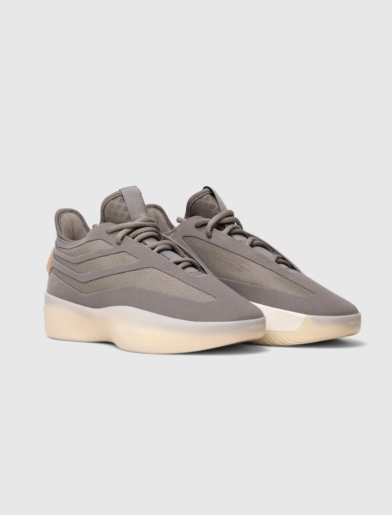 ATHLETICS II BASKETBALL LOW PURE BEIGE