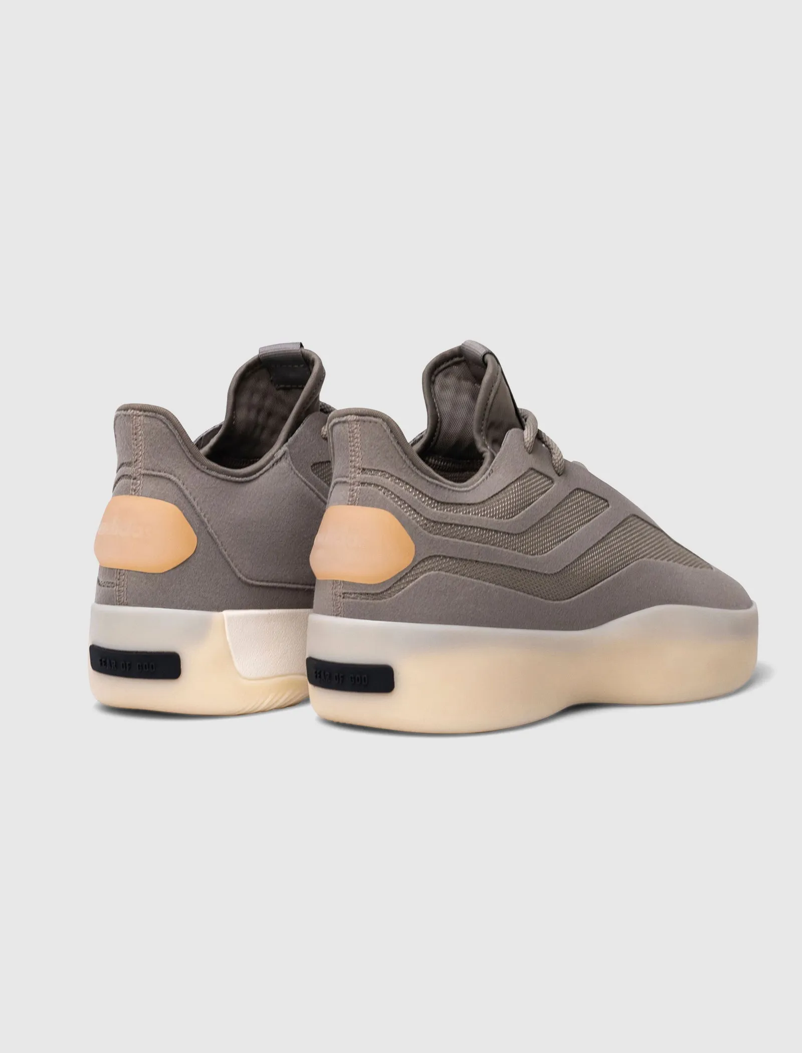 ATHLETICS II BASKETBALL LOW PURE BEIGE