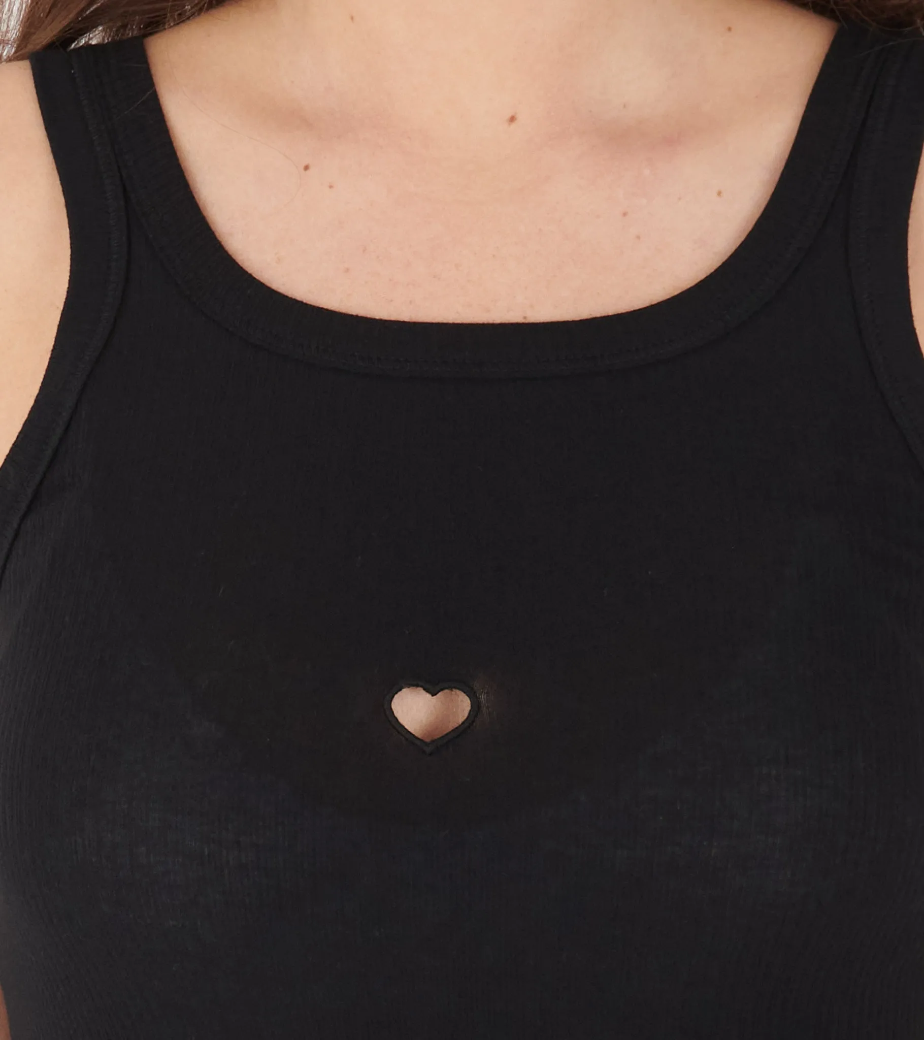 Heart Tank Black