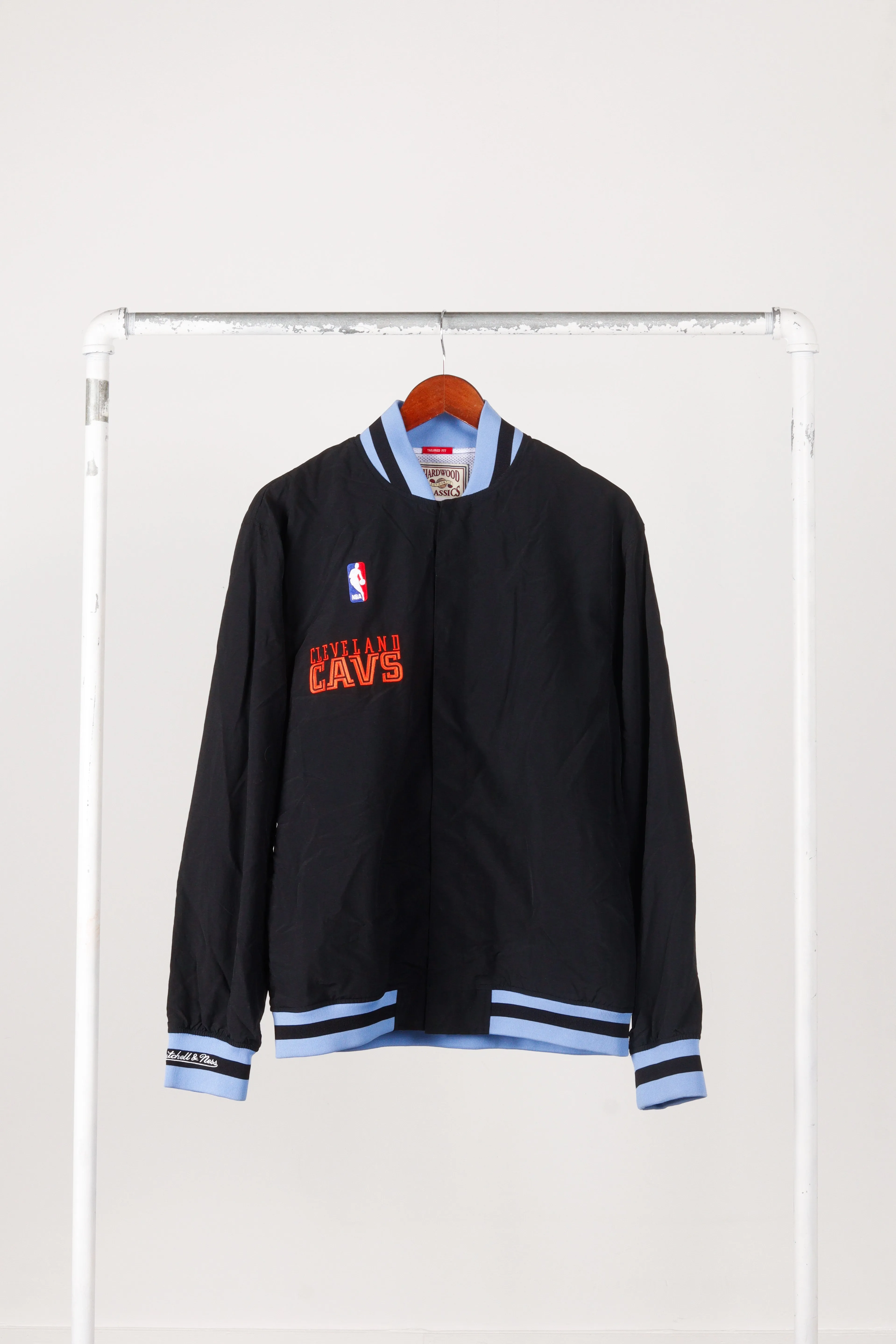 Mitchell & Ness '1994-95 Cleveland Cavaliers Away' Authentic Warm Up Jacket (2012)