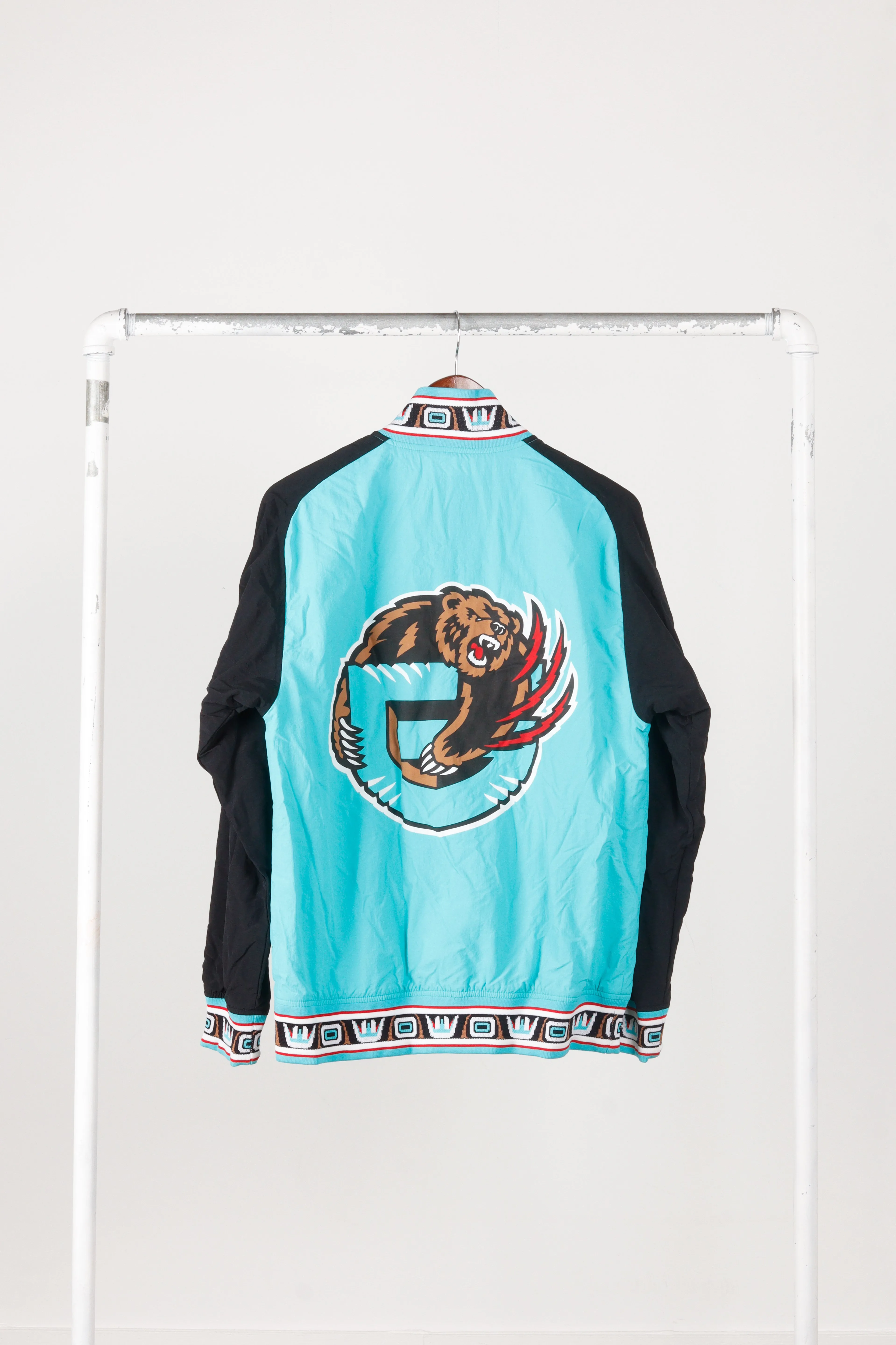 Mitchell & Ness '1995-96 Vancouver Grizzlies Home' Authentic Warm Up Jacket (2012)