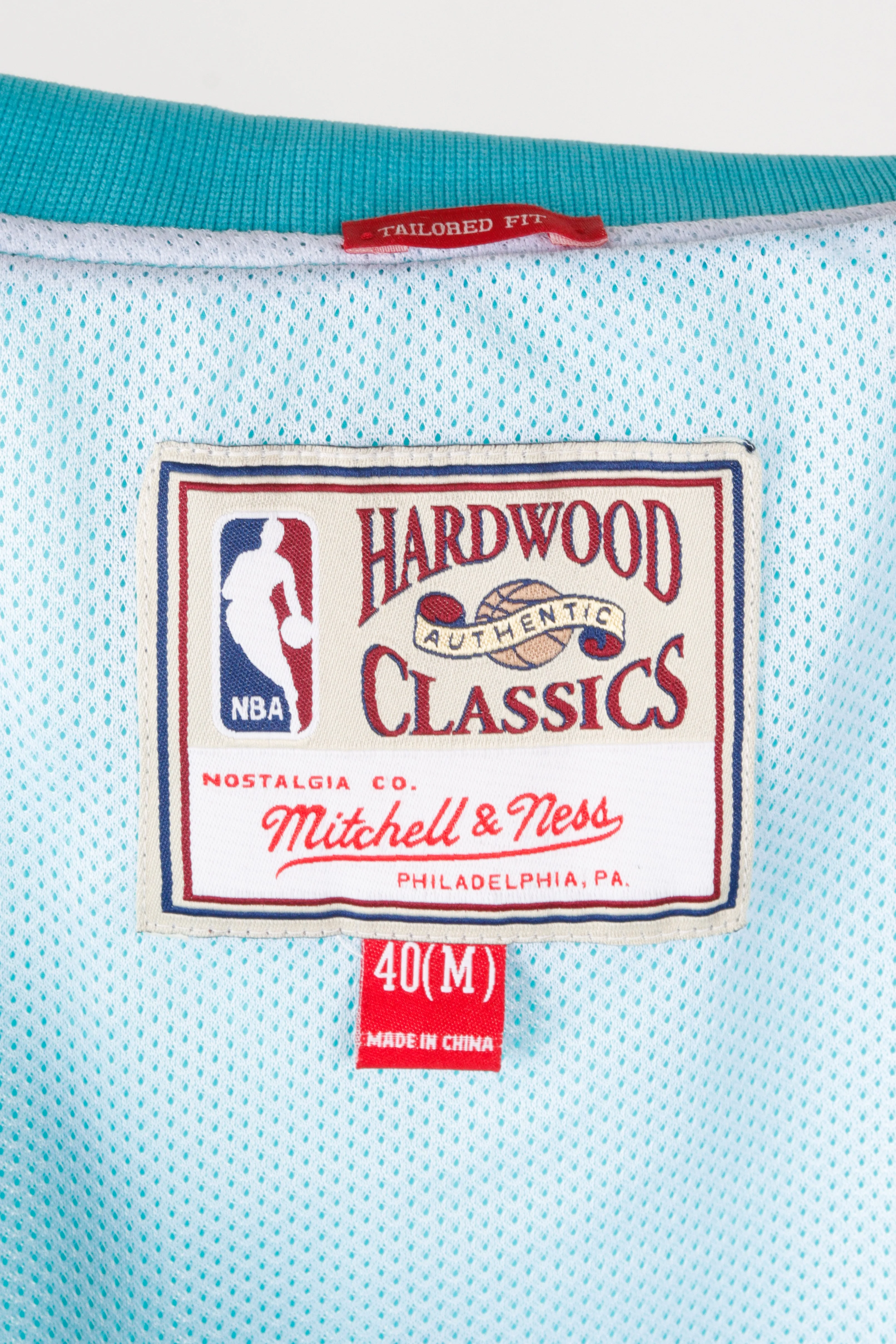 Mitchell & Ness '1995-96 Vancouver Grizzlies Home' Authentic Warm Up Jacket (2012)