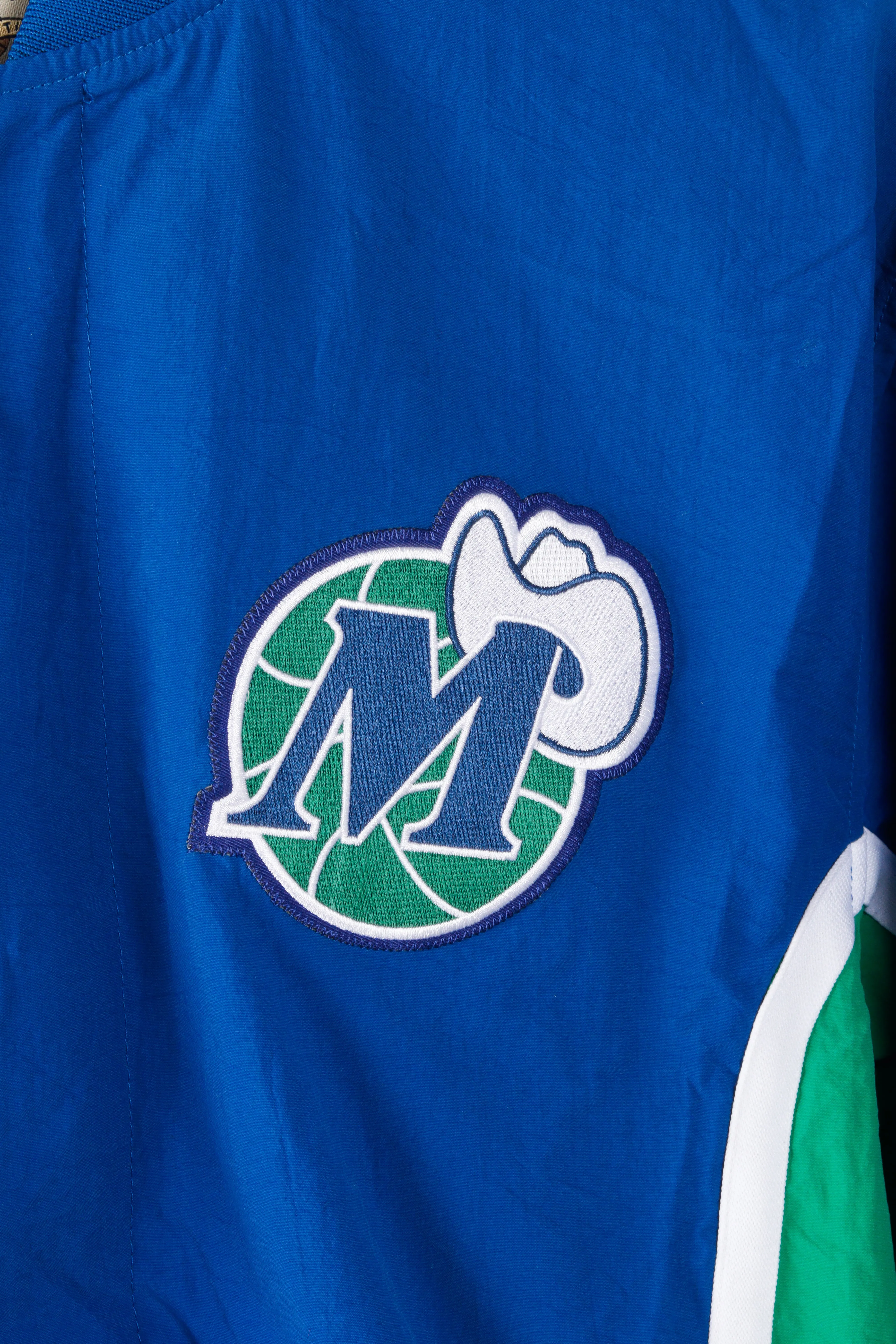 Mitchell & Ness '1996-97 Dallas Mavericks Away' Authentic Warm Up Jacket (2012)