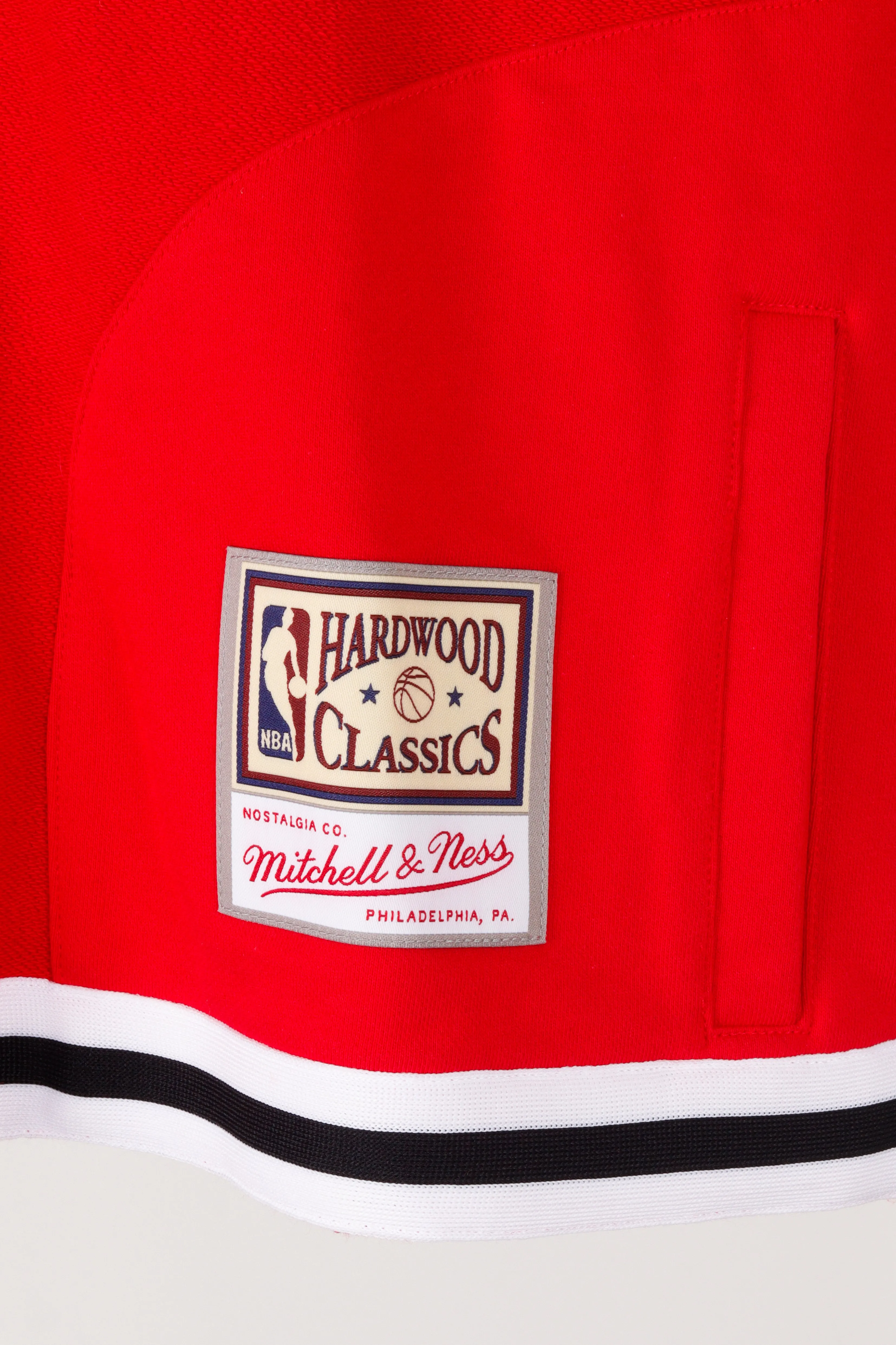 Mitchell & Ness '1997 Chicago Bulls Finals Patch' Warm Up S/S Shirt Red (2020)