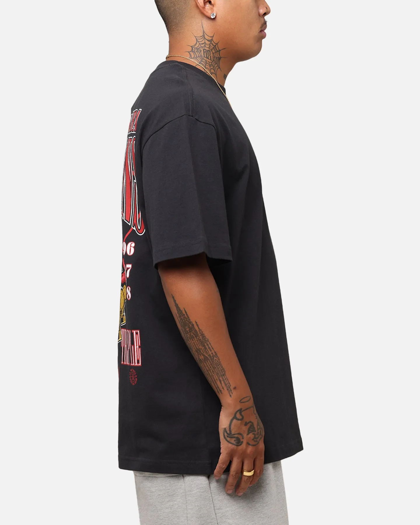 Mitchell & Ness Chicago Bulls 6-Time NBA Champions T-Shirt Faded Black