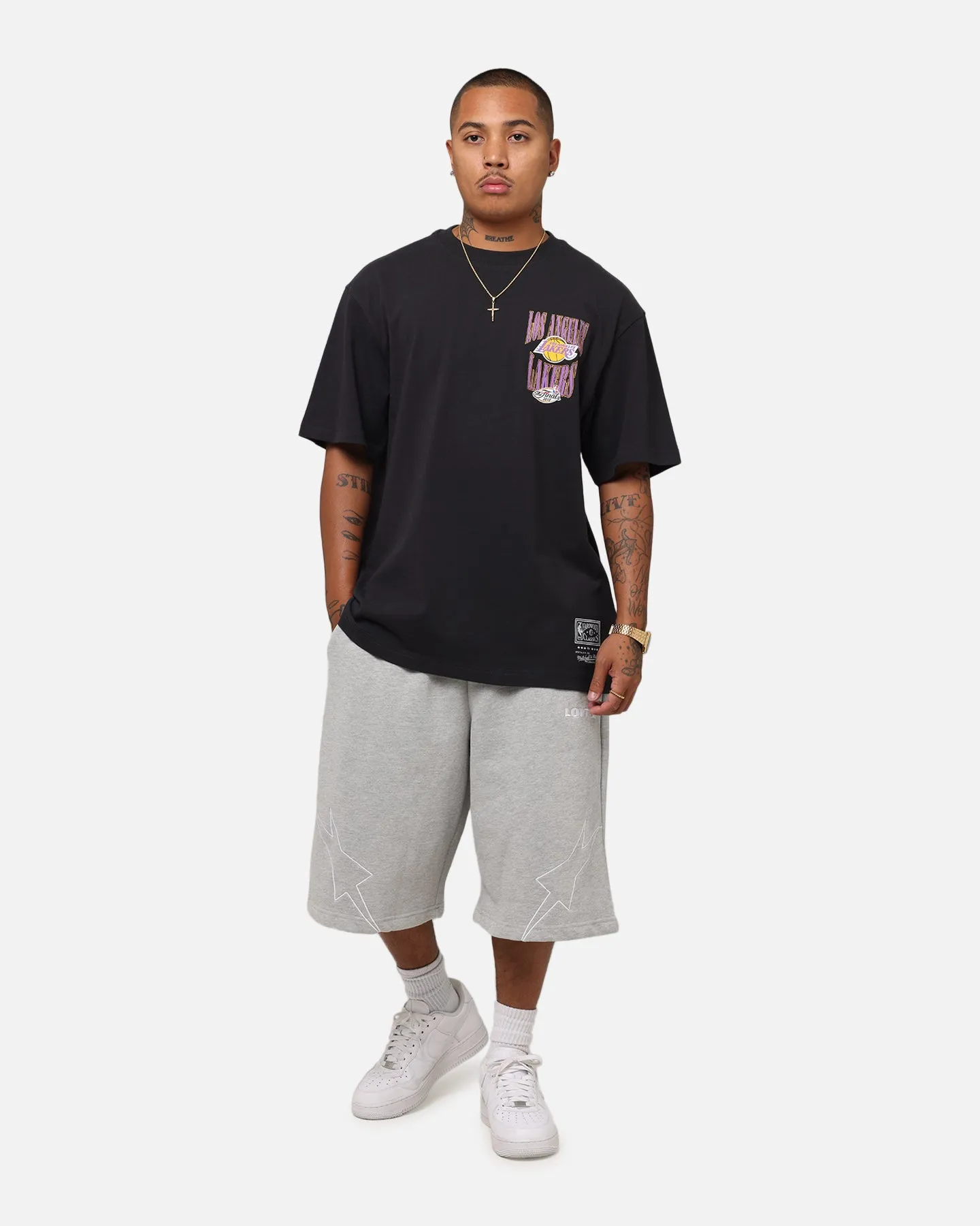 Mitchell & Ness Los Angeles Lakers 17-Time NBA Champions T-Shirt Faded Black
