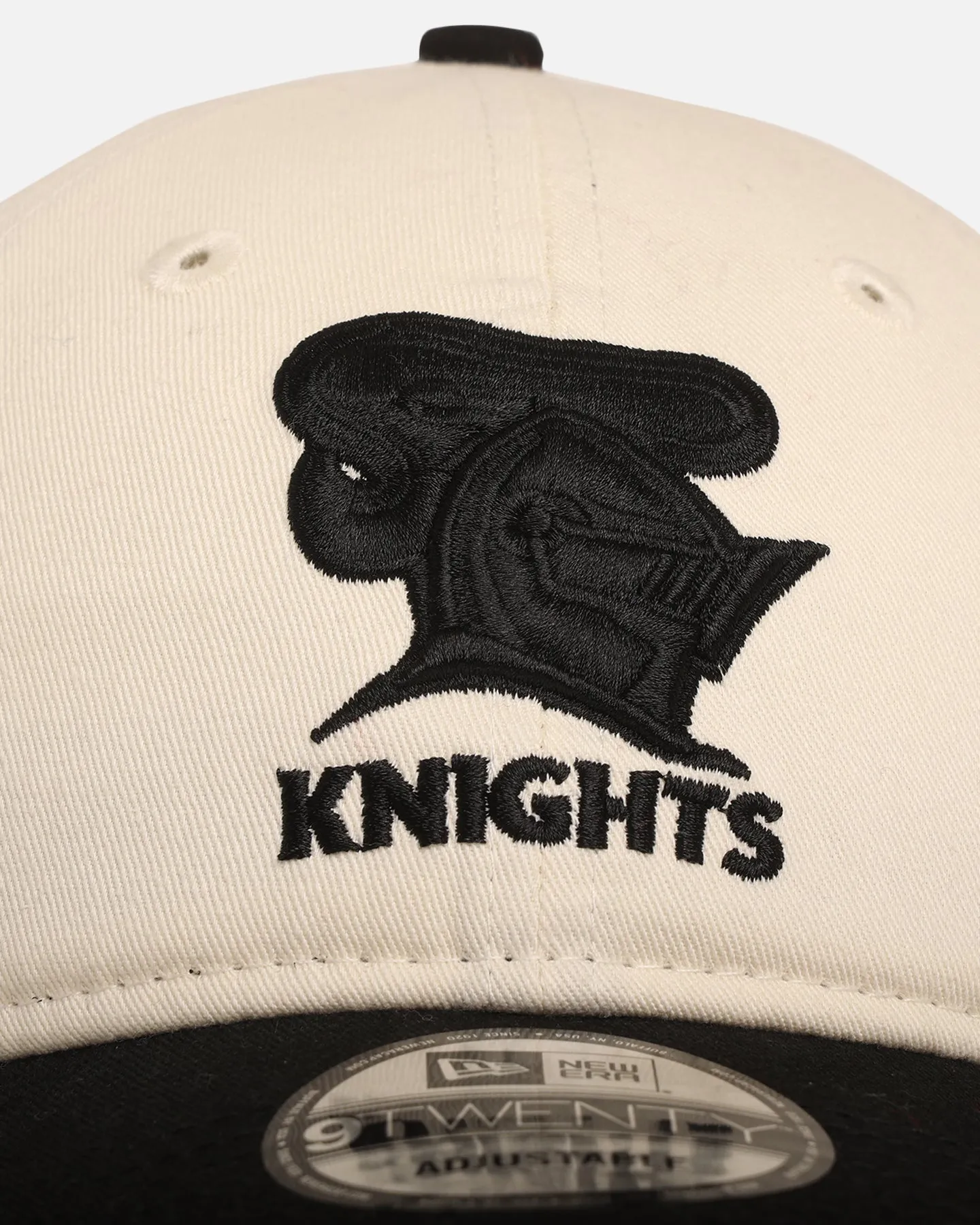 New Era Newcastle Knights 'NRL Two Tone' 9TWENTY Strapback Chrome White/Black
