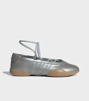 Taekwondo Mei Ballet Silver Metallic