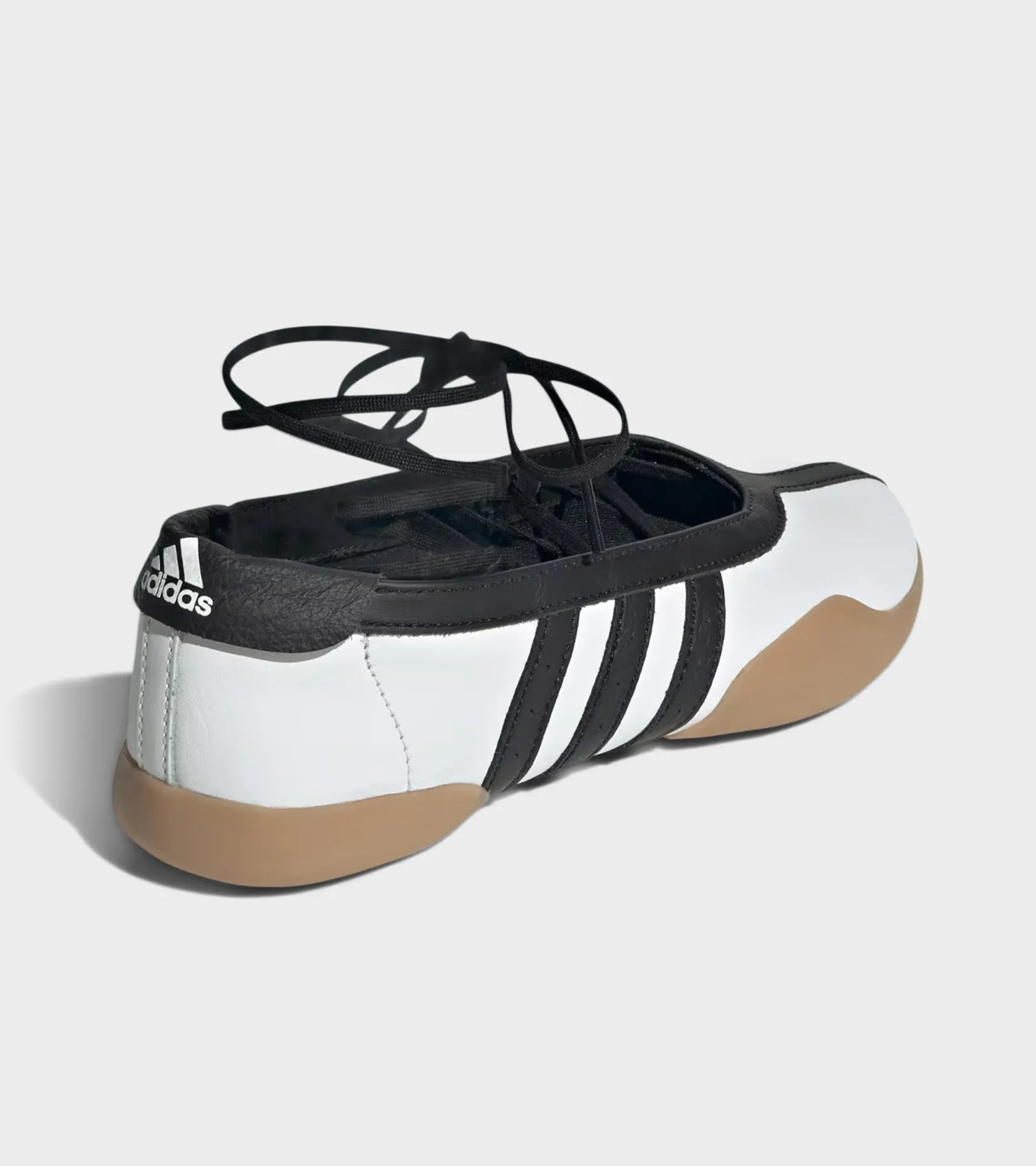 Taekwondo Mei Ballet White/Black